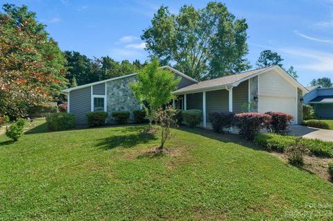 11020 Fox Mill Ln, Charlotte, NC 28277