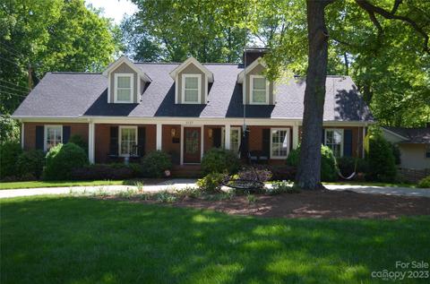3127 Shaker Dr, Charlotte, NC 28210