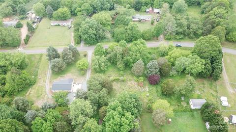 730 Sportsman Dr, Concord, NC 28027
