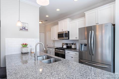 945 Pennington Dr, Lancaster, SC 29720 photo 2