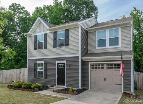 1151 Tangle Ridge Dr SE, Concord, NC 28025
