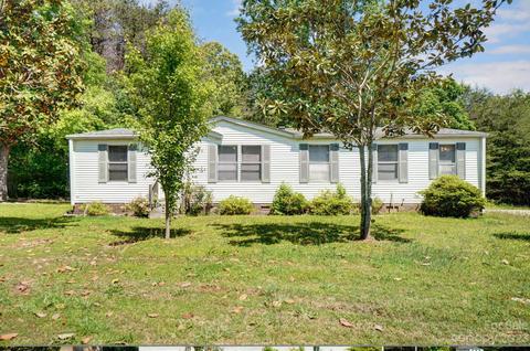 3572 Woodstream Dr, Maiden, NC 28650