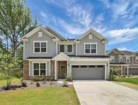 19242 Yellow Birch Dr, Charlotte, NC 28278