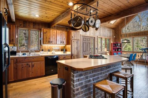 4295 Greenspire Dr, Sylva, NC 28779 photo 8