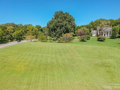 00 6th Nw St NW, Hickory, NC 28601