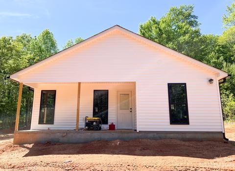 950 Smith Waldrop Rd, Mill Spring, NC 28756 photo 4