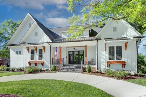 2400 Kingsbury Dr, Charlotte, NC 28205