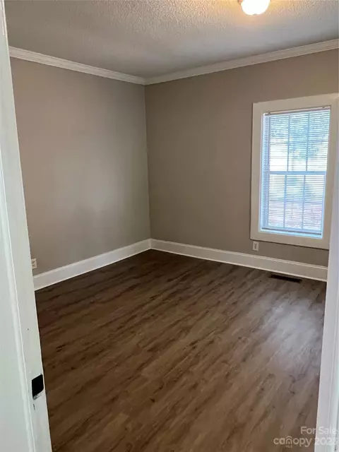 205 Flowe Ave, Kannapolis, NC 28083 photo 4