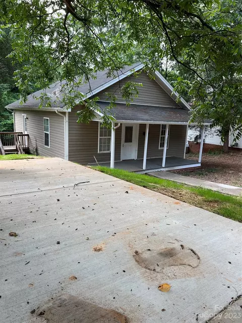 205 Flowe Ave, Kannapolis, NC 28083 photo 2