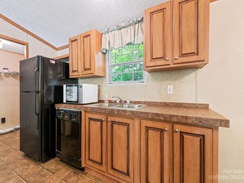 79 Sound Forest Ln, Franklin, NC 28734 photo 17