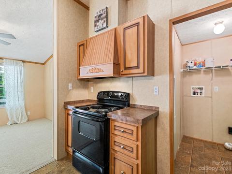 79 Sound Forest Ln, Franklin, NC 28734 photo 16