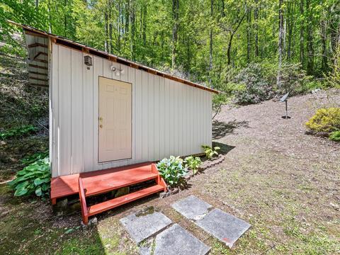 79 Sound Forest Ln, Franklin, NC 28734 photo 36