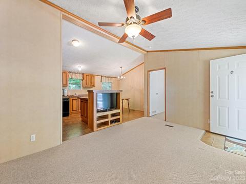 79 Sound Forest Ln, Franklin, NC 28734 photo 15