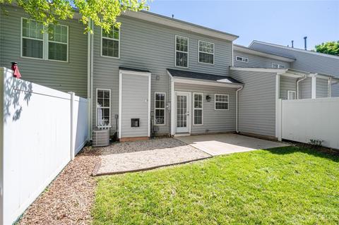 7904 Mariners Pointe Cir, Denver, NC 28037 photo 28
