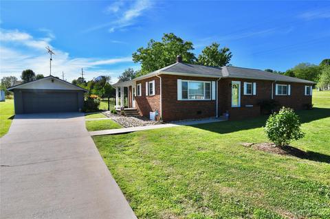 109 Whitley Rd, Morganton, NC 28655