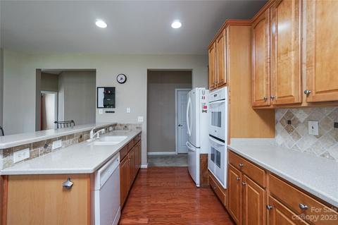 662 Amethyst Cir, Fort Mill, SC 29708 photo 20