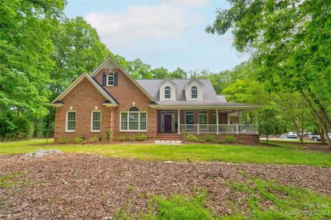 215 Three Knotts Rd, Monroe, NC 28112