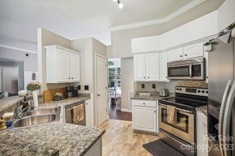 7181 Windy Pine Cir, Denver, NC 28037 photo 10