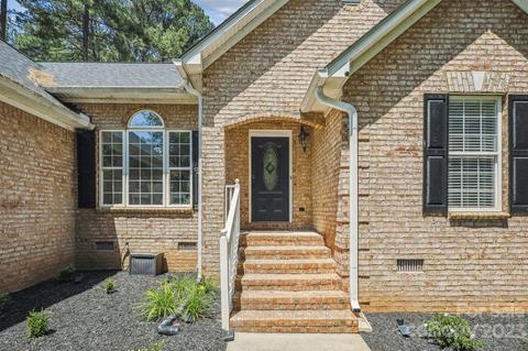 7181 Windy Pine Cir, Denver, NC 28037 photo 2