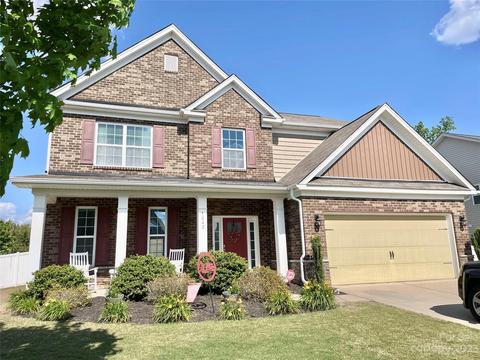 1042 Jack Pine Rd, Clover, SC 29710