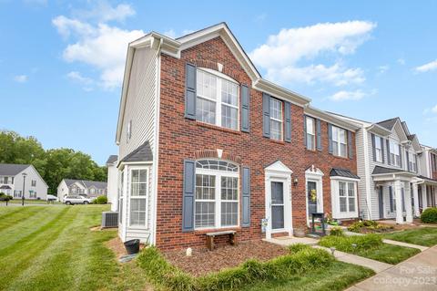 5001 Riverbed Ln #A, Cramerton, NC 28032