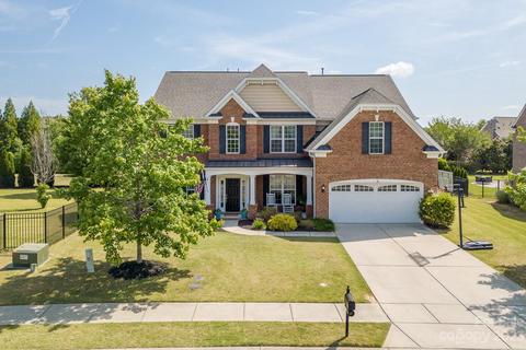 10103 Silverling Dr, Waxhaw, NC 28173