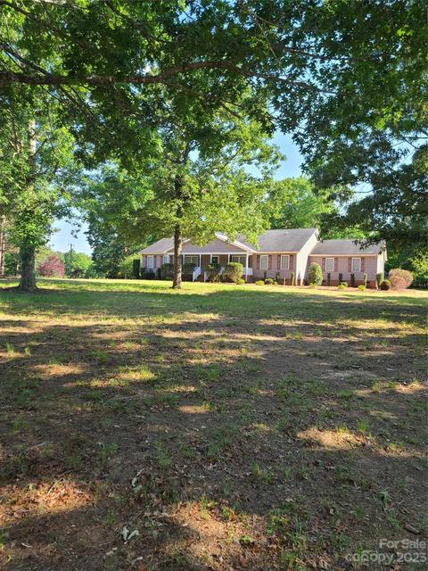 39 Mount Olive Church Rd, Blackstock, SC 29014