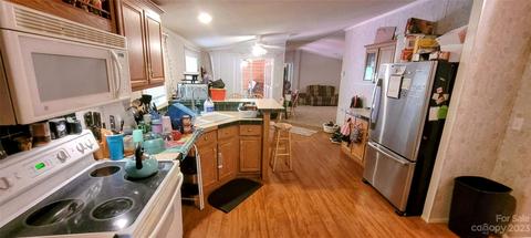 184 Green Leaf Dr, Sylva, NC 28779 photo 9