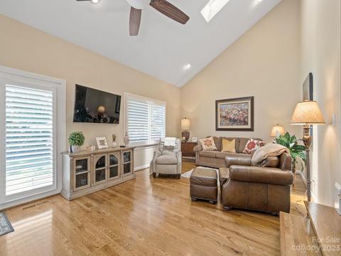 116 Commonwealth Dr, Lincolnton, NC 28092 photo 17