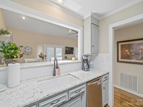 116 Commonwealth Dr, Lincolnton, NC 28092 photo 11