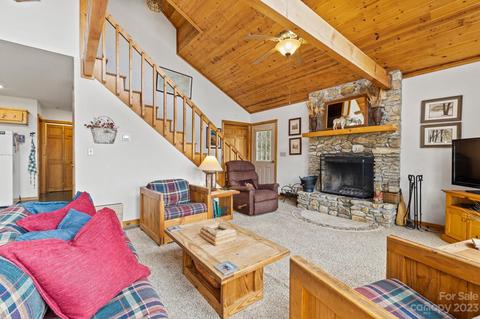 304 Sarvis Ln, Mars Hill, NC 28754 photo 10
