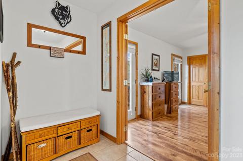 304 Sarvis Ln, Mars Hill, NC 28754 photo 9