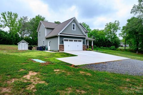 413 3rd Ave SW, Conover, NC 28613 photo 8