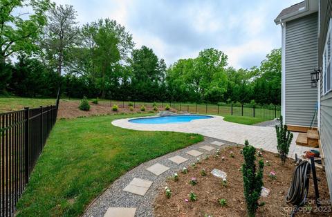 413 3rd Ave SW, Conover, NC 28613 photo 16