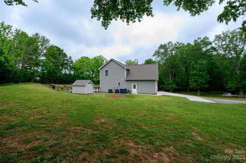 413 3rd Ave SW, Conover, NC 28613 photo 14