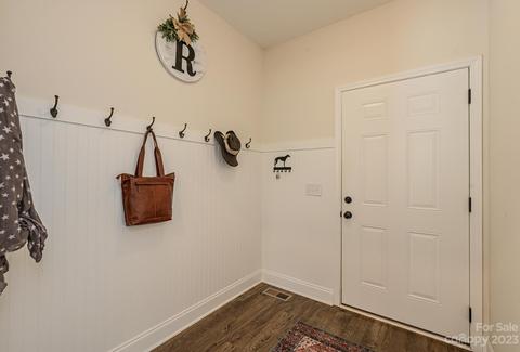 413 3rd Ave SW, Conover, NC 28613 photo 33