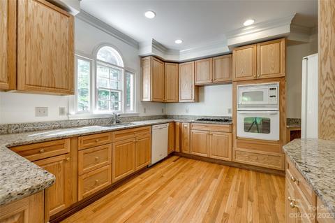 6325 Crosswinds Dr, Clover, SC 29710 photo 14