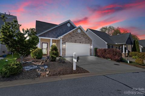 35 Daphne Dr, Arden, NC 28704