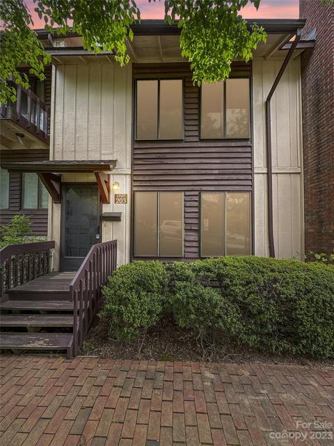63 Shepard Sq #203, Brevard, NC 28712