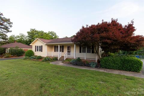 8538 Lee St, Mount Pleasant, NC 28124