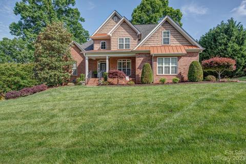 504 Lake Breeze Ln, Belmont, NC 28012