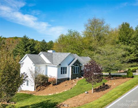 2206 Memorial Park Dr, Sparta, NC 28675