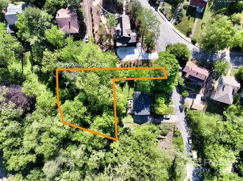 8 Cauble St, Asheville, NC 28801