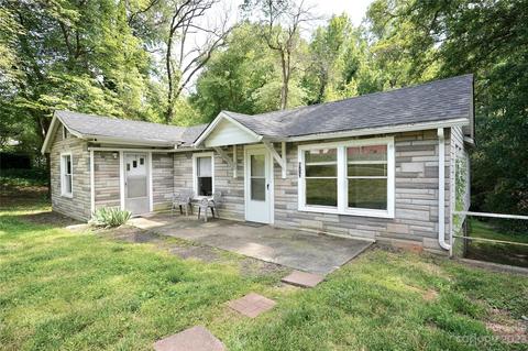 513 Henry St W, Belmont, NC 28012