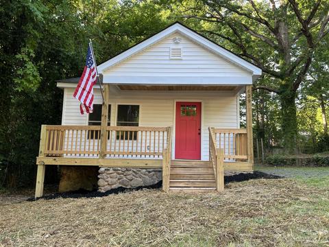 439 Brown Ave, Albemarle, NC 28001
