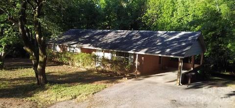 946 Summers Rd, Valdese, NC 28690