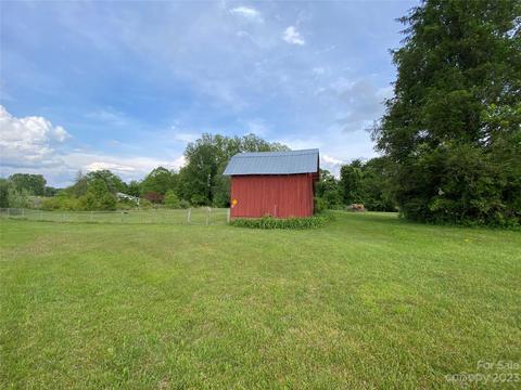 0 Upward Rd, East Flat Rock, NC 28726