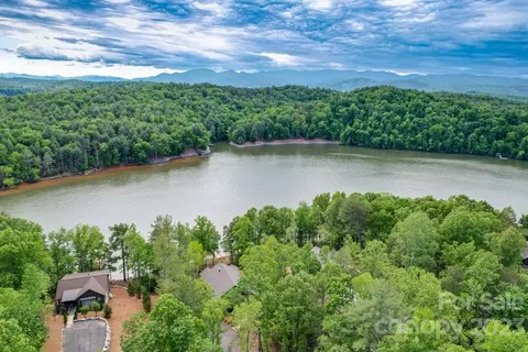 1247 High Trail Dr, Nebo, NC 28761