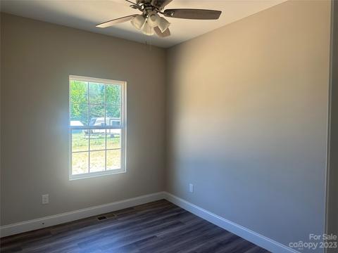 3005 Greenleaf Rd, Clover, SC 29710 photo 12