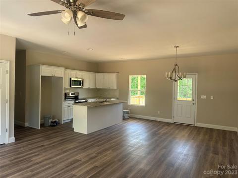 3005 Greenleaf Rd, Clover, SC 29710 photo 7